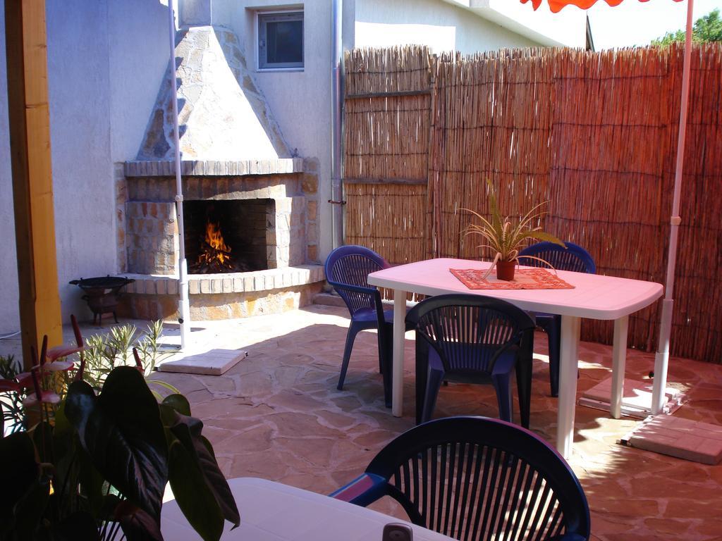 Hotel Prestige Sinemoretz Exterior foto