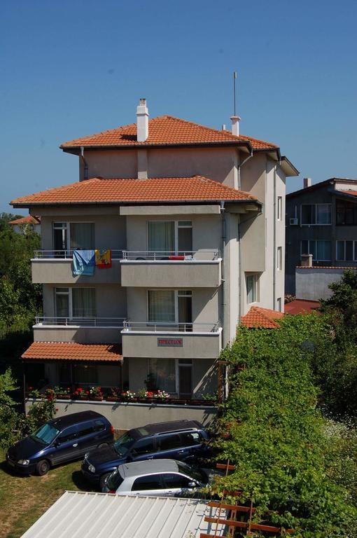 Hotel Prestige Sinemoretz Exterior foto